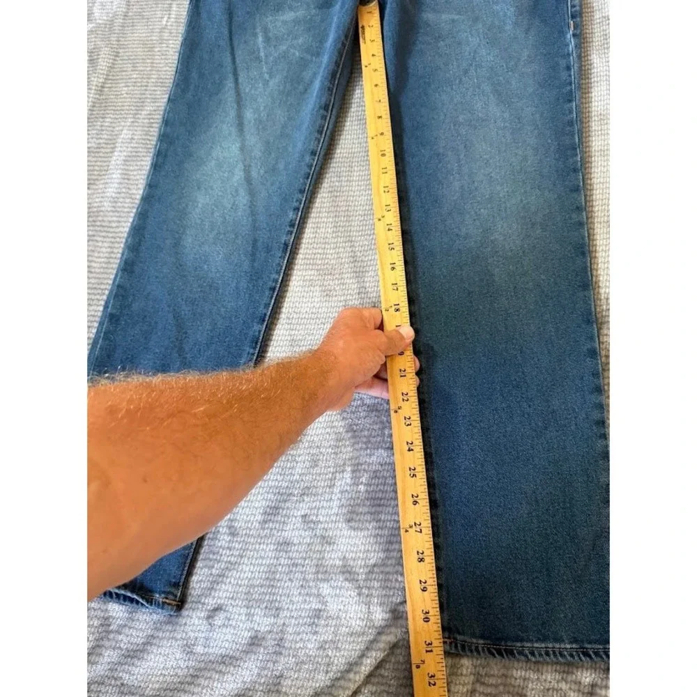 True Religion Rocco Relaxed Skinny Jeans Mens 40X31 Blue Medium Wash Flap Denim.